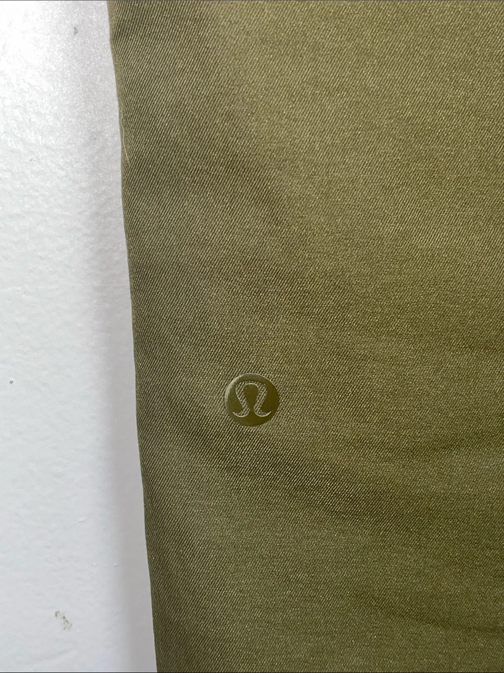 Lululemon City Trek Trouser *28